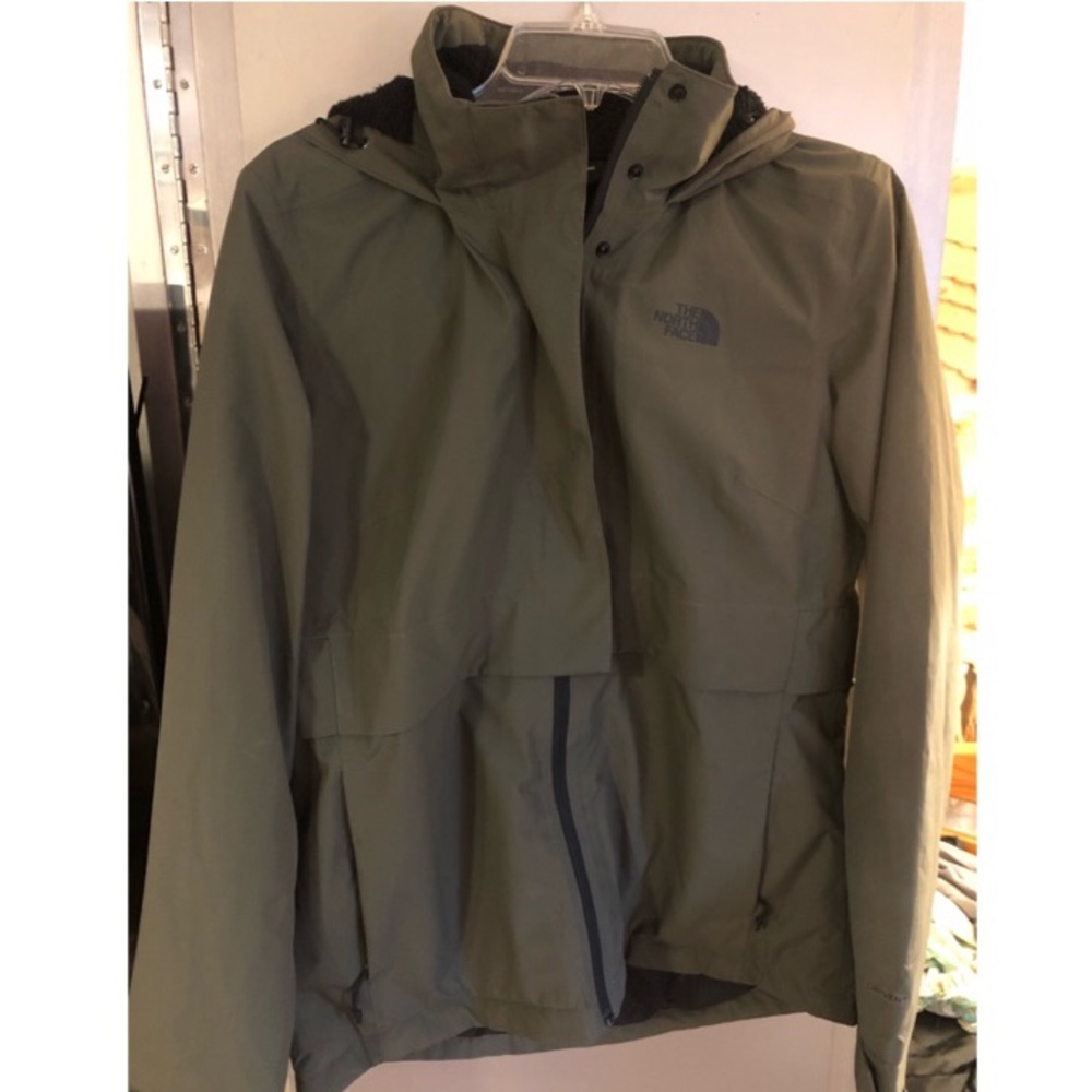 NEW North Face jacket olive green sz M dryvent